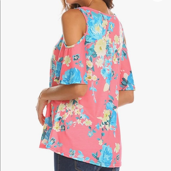 Cold shoulder Top - Picture 7 of 7